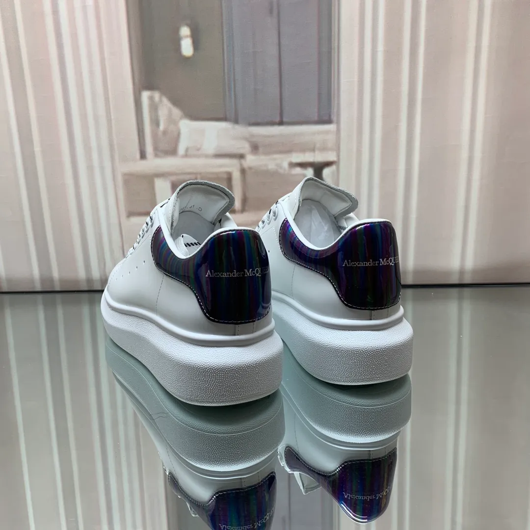 👟👟Ex-factory price 560👟👟 Professional McQueen factory. Top version. Couple style Alexander McQUEEN high version has been upgraded to the highest quality again✅ 💪McQueen Spring, Summer, Autumn and Winter top version Purchasing level✅ Recruiting national online and offline agents to join🤝 🏆Fabric: Original materials imported from Italy. Texture, water-resistant and non-discoloring 🏆Inner lining: ️A-grade Italian imported lining resistant to dirt, sweat-absorbent, breathable and comfortable 🏆Foot pads: top-grade imported Italian super-soft cowhide leather 🏆Outsole: PU+counter 1:1 🏆Shoe box: original white box. Plus white flip cover for double-layer protection. Cloth bag. Handbag. Certificate of 1:1 mold opening, 4-piece set. Delivered with a pair of shoelaces. 🖕🏿🖕🏿🖕🏿You can choose any pair of shoelaces in any color of our factory 🏆Code number: women’s 34-41. men’s 38-46 🏆Special remarks (women’s size 34.40.41, men’s size 38.45.46 is customized, no returns or exchanges) Win-win cooperation🤝